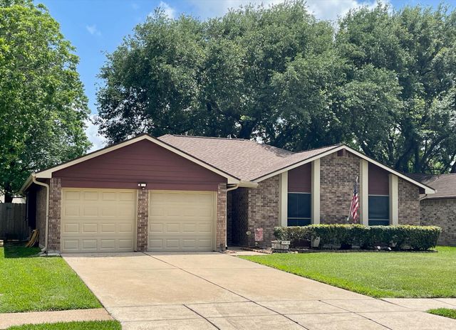 2919 Laurelridge Dr — Meadow Bend 3