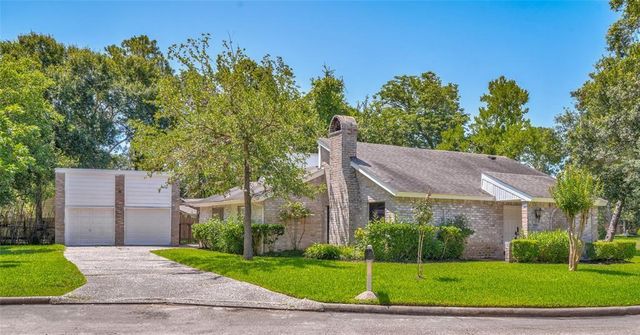 13805 Imperial Ct — Imperial Woods