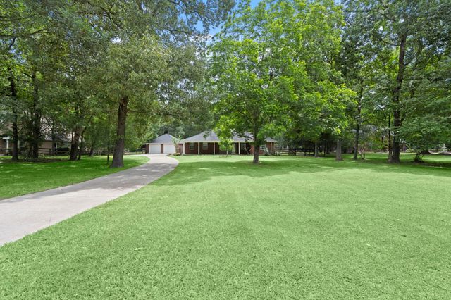 2418 Pebble Lake Dr — Montgomery Trace 01