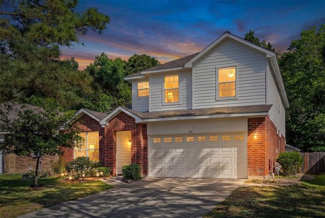 981 Doire Dr — Stewarts Forest