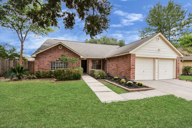 6915 Cansfield Ct — Hickory Creek