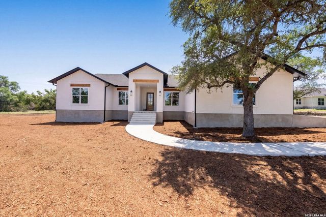 286 Serenity Pass — SERENITY OAKS