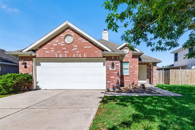 8223 Montego Bay Dr — Legends Bay Sec 01