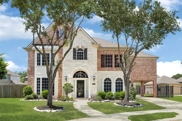 3906 Point Cuero Ct — Pine Mill Ranch