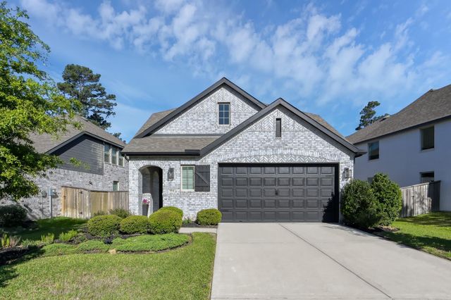554 Timber Voyage Ct — Grand Central Park