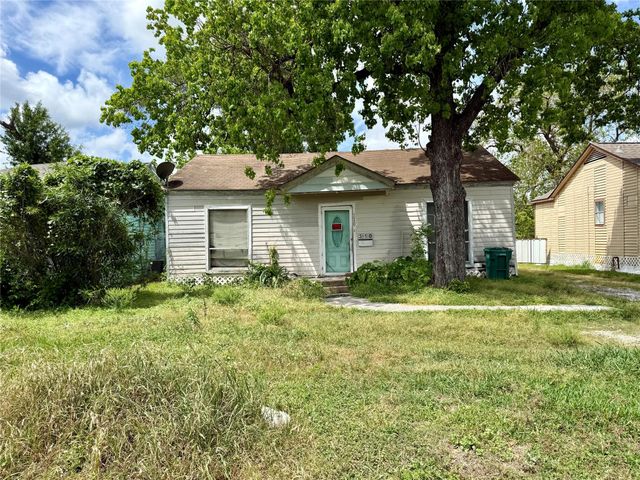 310 Center St — Pasadena Outlot 78