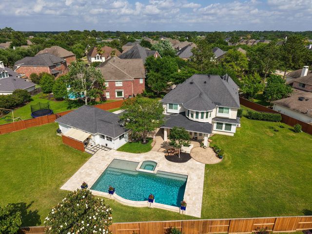 10203 Noble Pointe Ct — Gleannloch Farms Sec 25