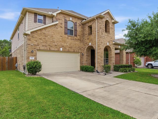 20703 Fawn Timber Trl — Rivergrove