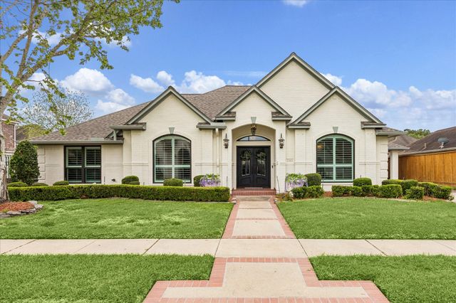 2313 Augusta Dr — Green Tee Terrace Sec 07