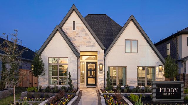 2010 Ironwood Pass Dr — Sienna