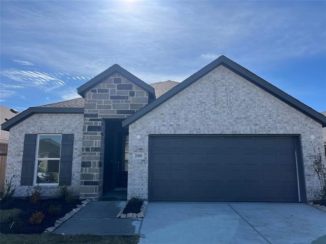 5702 Golden Calamari Dr — Scotts Bend