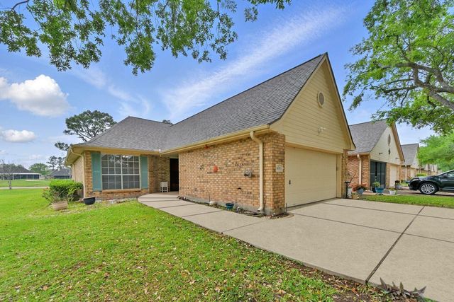 3638 Teakwood Dr — Country Grove Twnhms Sec 5