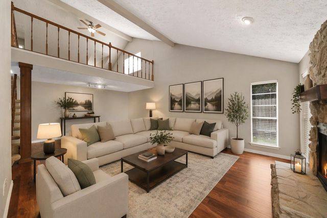 16826 Cobble Ridge Dr — Pheasant Creek Sec 1