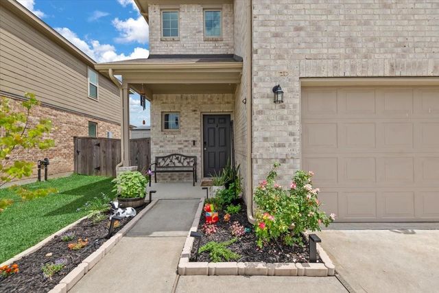 16307 Fontana Ct — Mavera