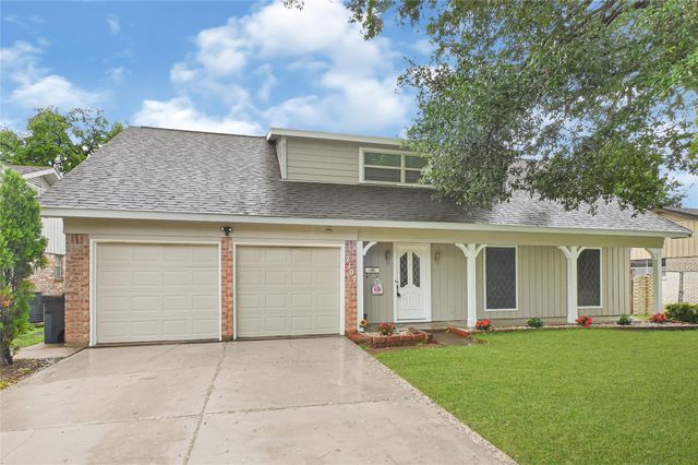 2107 N Rayburn Ct — Parkview Estates Sec 01