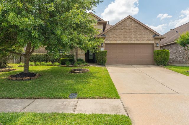111 Pheasant Run Dr — Jacobs Reserve