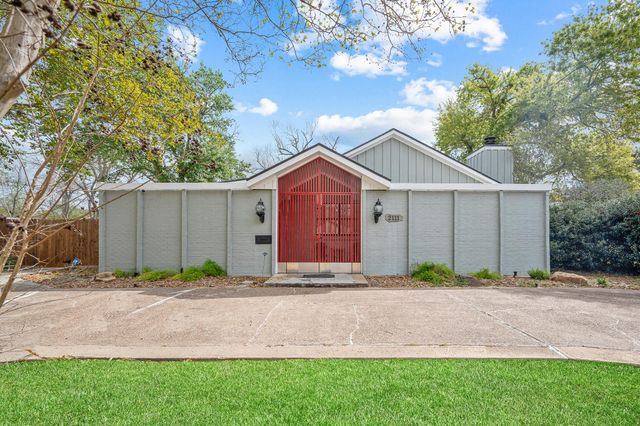 2111 N Galveston Ave — H T & B R R