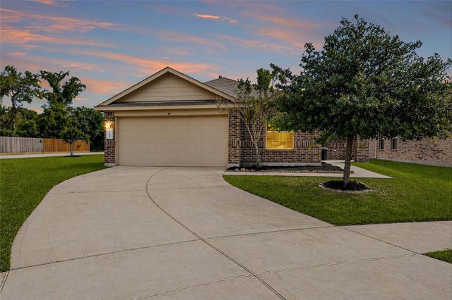 23050 Ari Creek Way — Vintage Creek
