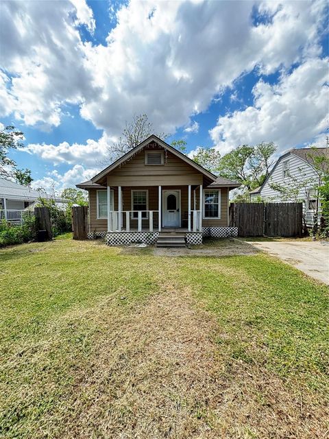 512 Wafer St — Turner