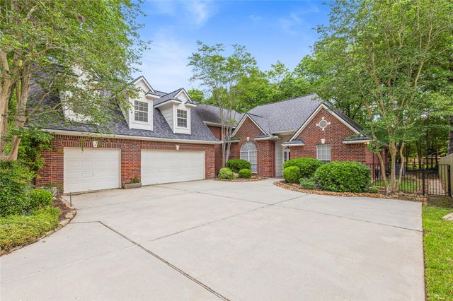 106 Lazy Springs Dr — April Sound 01