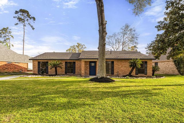 8014 17th Green Dr — Pinehurst At Atascocita Sec 01