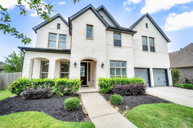 3204 Rose Creek Ln — Hidden Lakes