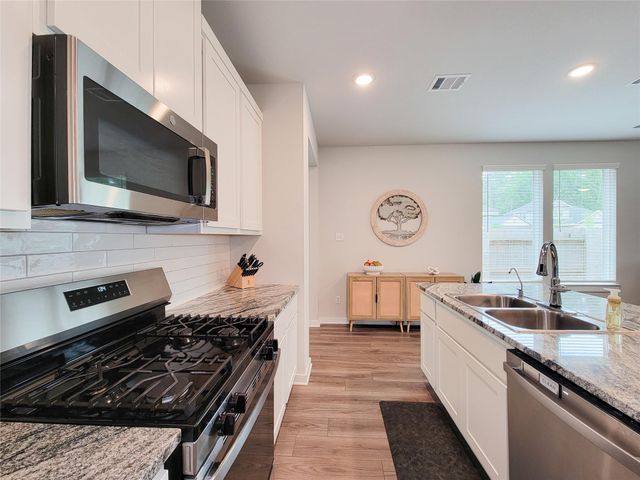 2818 Bluebonnet Ridge Dr — Westridge Cove 02