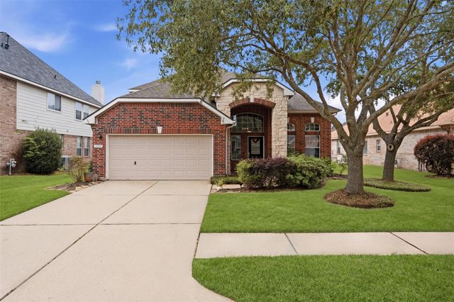 21594 Tims Harbor Dr — Kings Mill 01