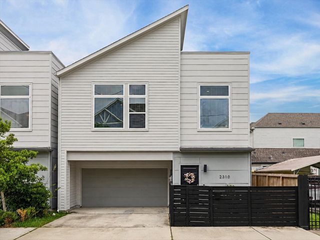 2310 Langston St — Langston Heights