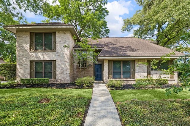 3115 Knoll Manor Dr — Greentree