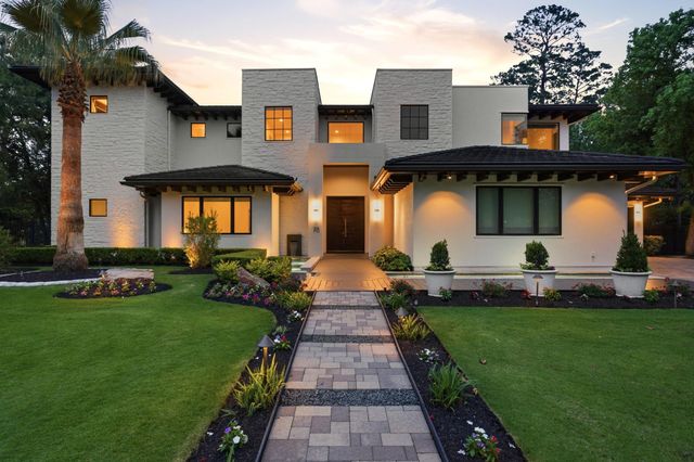 78 S Badger Lodge Cir — The Woodlands Carlton Woods Creekside 04