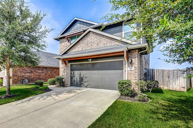 2110 Falcon Brook Dr — Firethorne West Sec 12
