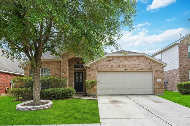 21542 Kings Bend Dr — Kings Mill 01