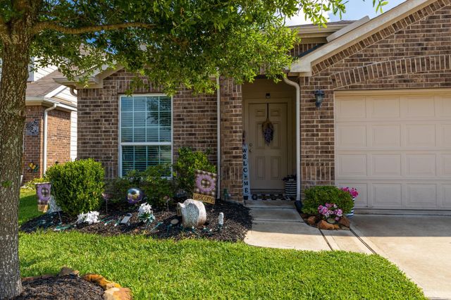 2423 Cold River Dr — Woodland Pines Sec 9