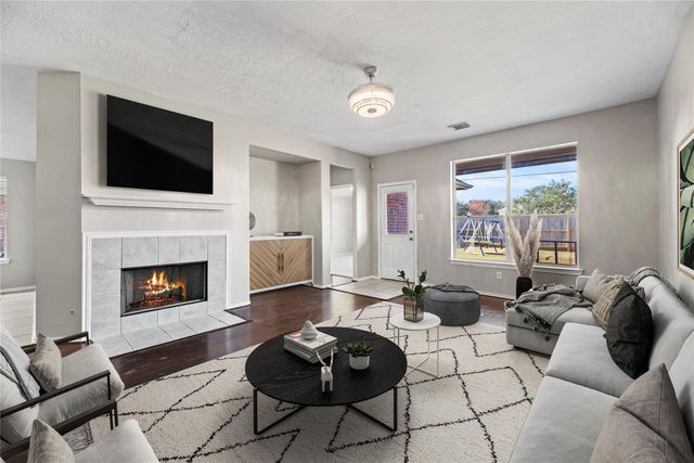 2706 Argos Dr — Olympia Estates