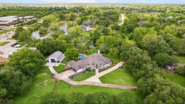 4419 Diamond Springs Dr — Silver Ridge Sec 1