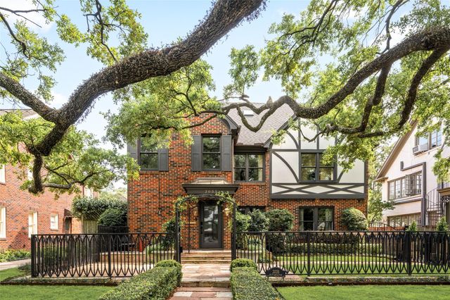 2035 South Blvd — Chevy Chase