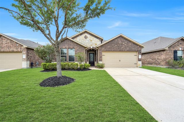 4515 Mondial Dr — Ventana Lakes