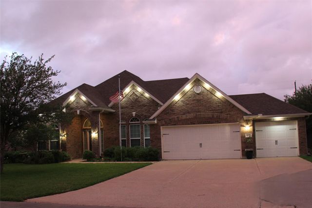 11219 Kings Point Boulevard Blvd — Cherry Creek Estates