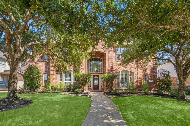 1527 Leedscastle Manor — Gleannloch Farms