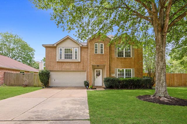 16135 Cypress Trace Dr — Cypress Point