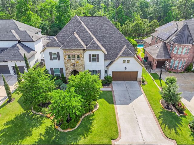 79 N Curly Willow Cir — Woodlands Creekside Park West Sec 15