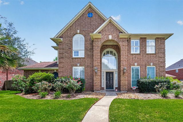 4417 Ironwood Dr — Country Club Oaks Sec 15