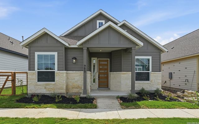 9427 Hidden Stone — The Crossvine