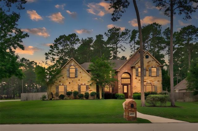 40503 Manor Dr — Mostyn Manor 03