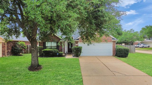 3447 Coldwater Canyon Ln — Lakes Bridgewater Sec 02