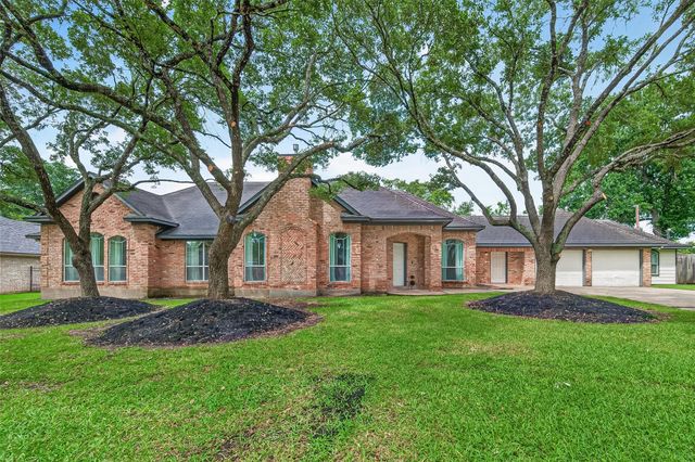 24707 Haigshire Dr — Traditions Sec 01