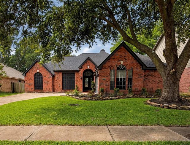 15419 Redbud Leaf Ln — Fairfield