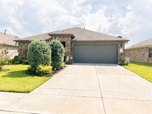 518 Broken Boulder St — Mustang Ridge