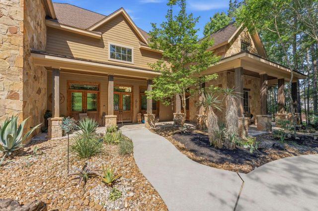 6148 Waltons Pt — Teaswood